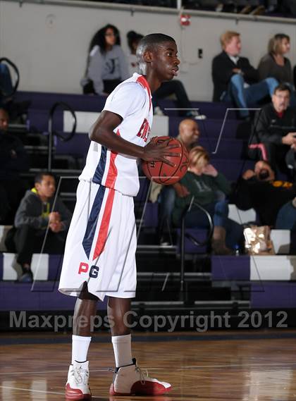 Thumbnail 3 in Inglewood vs. Pleasant Grove (St. Hope Elite Hoops Classic) photogallery.