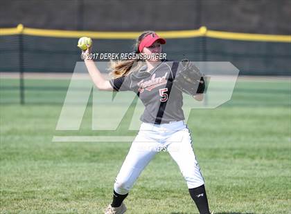 Thumbnail 1 in Loveland vs Grove (Erie Festival of Champions) photogallery.