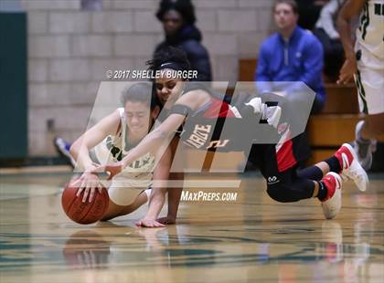 Thumbnail 1 in Warde @ Norwalk photogallery.
