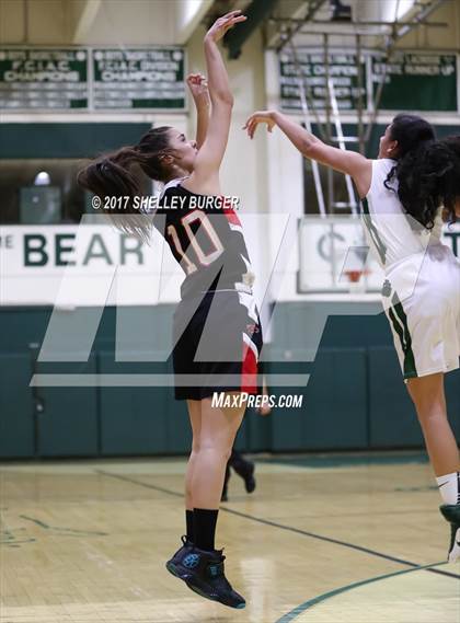 Thumbnail 1 in Warde @ Norwalk photogallery.