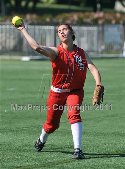 Thumbnail 2 in Mayfield @ Maranatha photogallery.