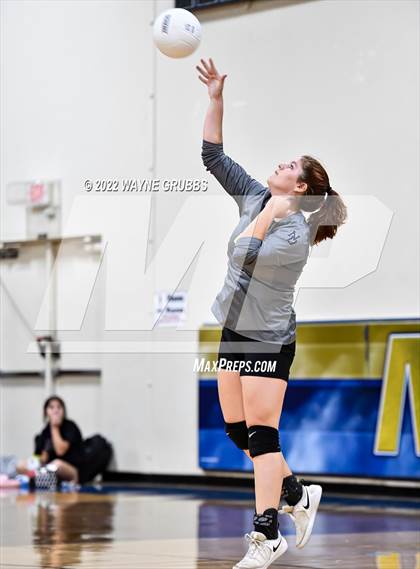Thumbnail 2 in White Oak @ New Diana JV photogallery.