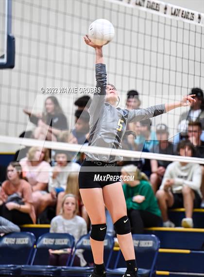 Thumbnail 1 in White Oak @ New Diana JV photogallery.