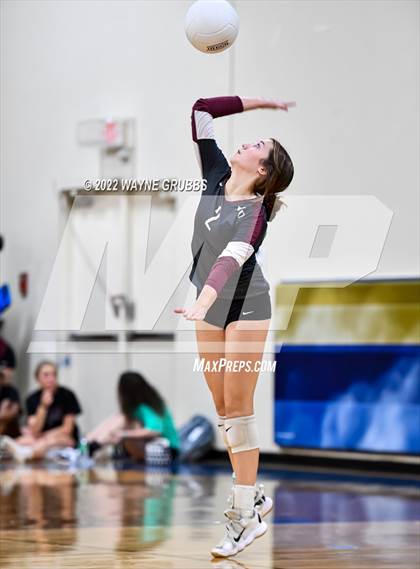 Thumbnail 2 in White Oak @ New Diana JV photogallery.