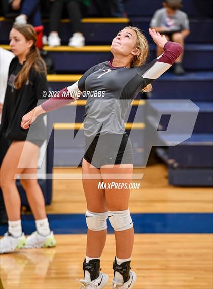 Thumbnail 3 in White Oak @ New Diana JV photogallery.
