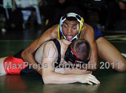 Thumbnail 2 in El Camino Wrestling Tournament photogallery.