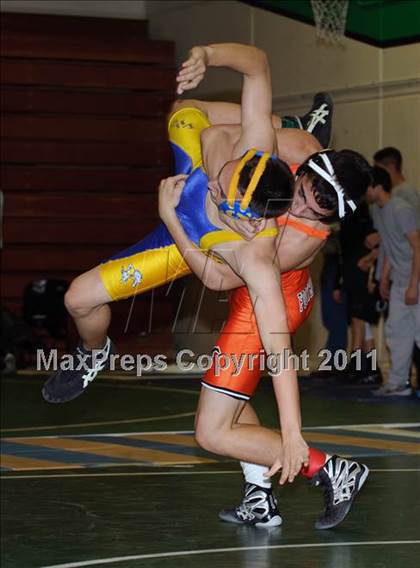 Thumbnail 3 in El Camino Wrestling Tournament photogallery.