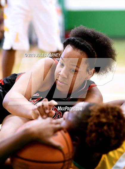 Thumbnail 3 in Antioch vs Las Vegas (Gator Winter Classic) photogallery.