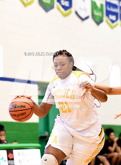 Thumbnail 1 in Antioch vs Las Vegas (Gator Winter Classic) photogallery.