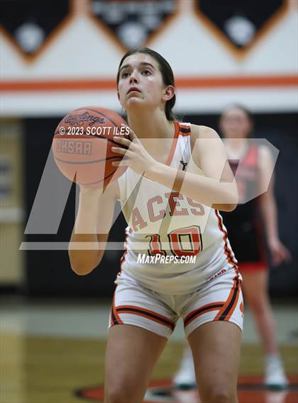 Thumbnail 1 in Circleville @ Amanda-Clearcreek photogallery.