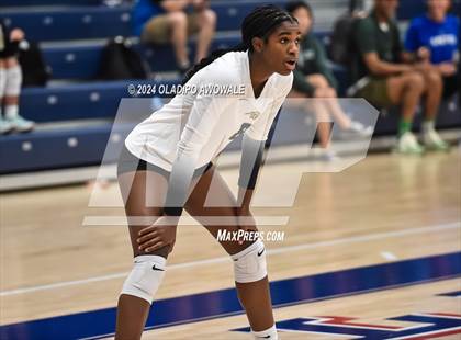 Thumbnail 1 in Pearce vs. Plano East photogallery.