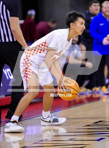 Thumbnail 2 in Selma vs. Clovis photogallery.