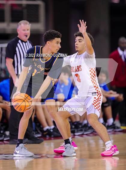 Thumbnail 1 in Selma vs. Clovis photogallery.