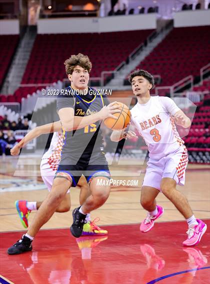 Thumbnail 2 in Selma vs. Clovis photogallery.