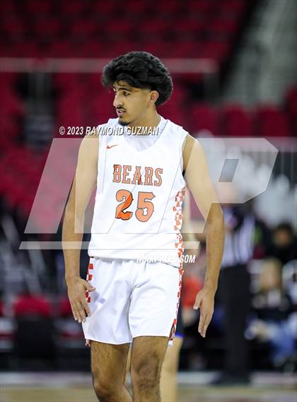 Thumbnail 3 in Selma vs. Clovis photogallery.
