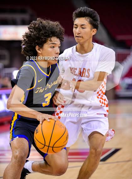 Thumbnail 3 in Selma vs. Clovis photogallery.