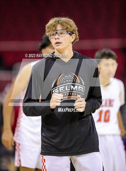 Thumbnail 2 in Selma vs. Clovis photogallery.