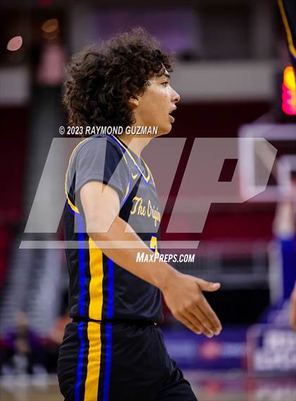 Thumbnail 2 in Selma vs. Clovis photogallery.