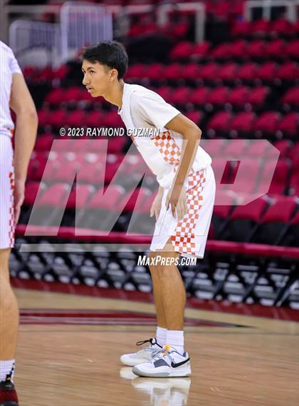 Thumbnail 2 in Selma vs. Clovis photogallery.