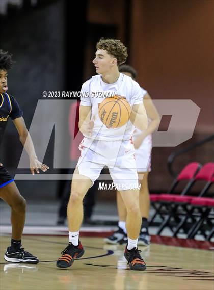 Thumbnail 1 in Selma vs. Clovis photogallery.