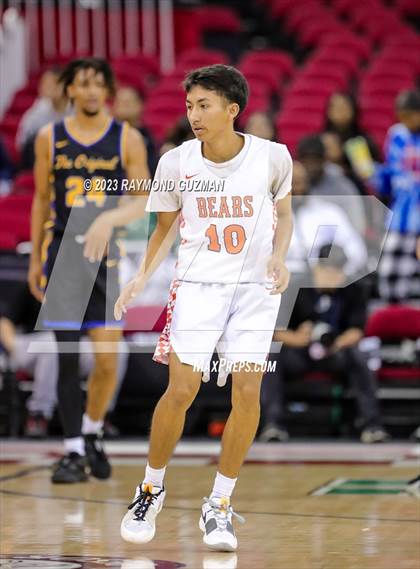Thumbnail 3 in Selma vs. Clovis photogallery.