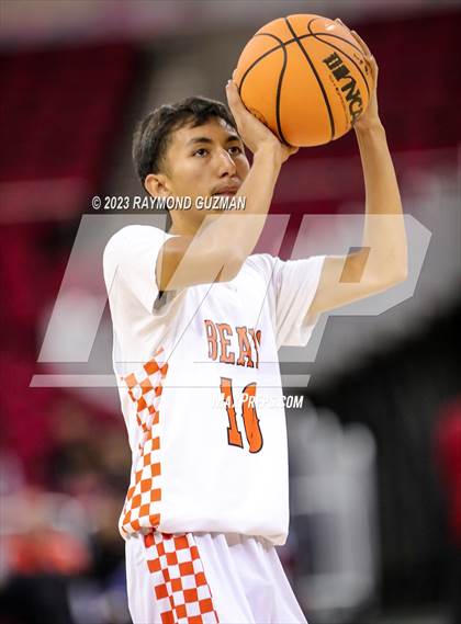 Thumbnail 1 in Selma vs. Clovis photogallery.