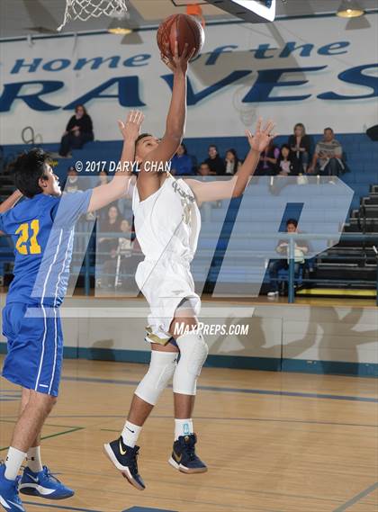 Thumbnail 2 in Bishop Amat vs Rowland (Baldwin Park Tournament) photogallery.