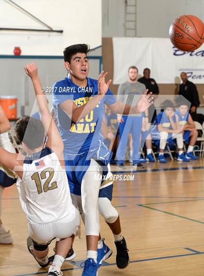 Thumbnail 3 in Bishop Amat vs Rowland (Baldwin Park Tournament) photogallery.