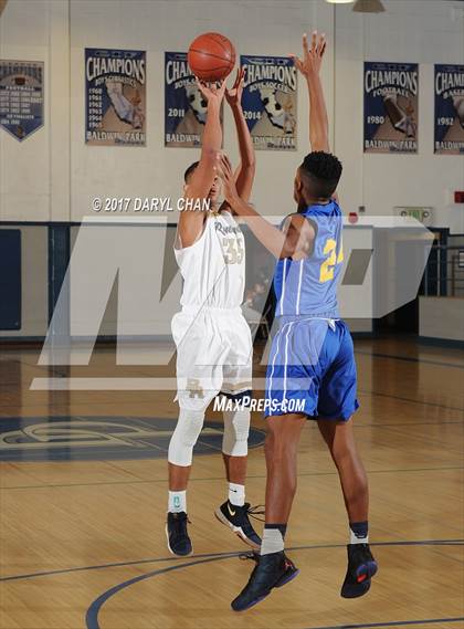 Thumbnail 2 in Bishop Amat vs Rowland (Baldwin Park Tournament) photogallery.