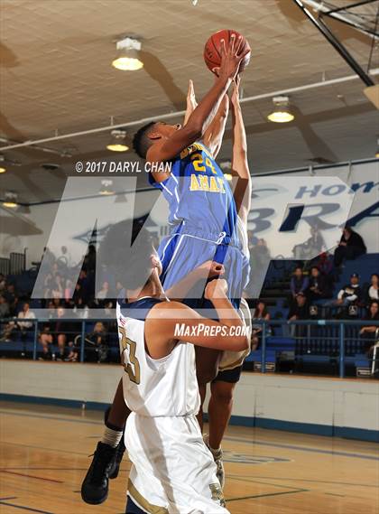 Thumbnail 2 in Bishop Amat vs Rowland (Baldwin Park Tournament) photogallery.