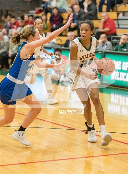 Thumbnail 3 in Homestead @ Lawrence North photogallery.