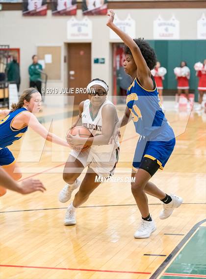 Thumbnail 1 in Homestead @ Lawrence North photogallery.