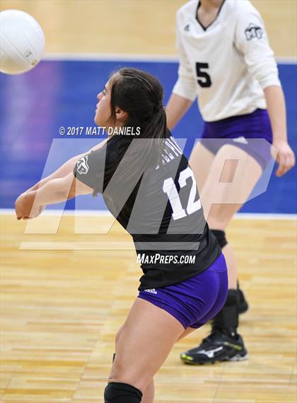 Thumbnail 3 in University vs. Middle Park (CHSAA 3A Pool 4) photogallery.