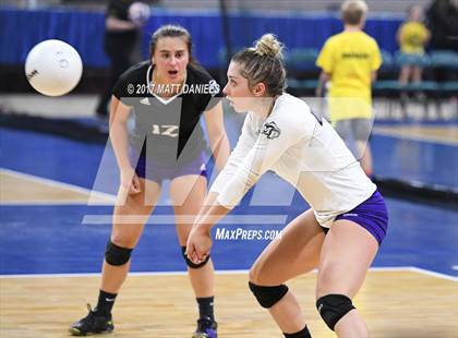 Thumbnail 2 in University vs. Middle Park (CHSAA 3A Pool 4) photogallery.