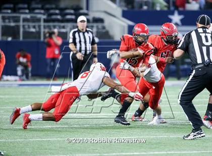 Thumbnail 3 in Cedar Hill vs. Katy (UIL 6A Division 2 Final) photogallery.