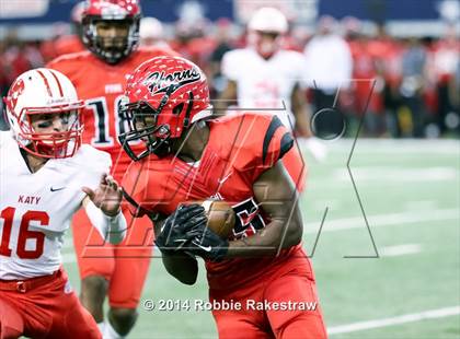 Thumbnail 2 in Cedar Hill vs. Katy (UIL 6A Division 2 Final) photogallery.