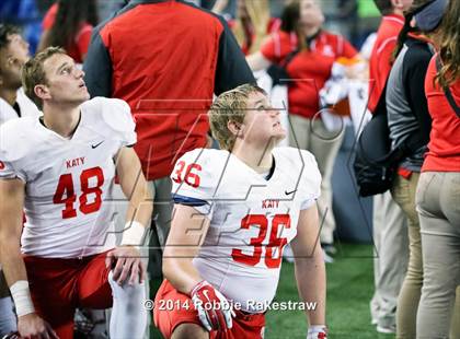 Thumbnail 3 in Cedar Hill vs. Katy (UIL 6A Division 2 Final) photogallery.