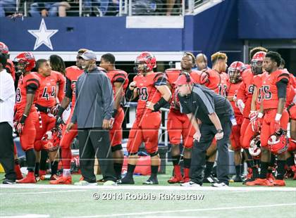 Thumbnail 3 in Cedar Hill vs. Katy (UIL 6A Division 2 Final) photogallery.