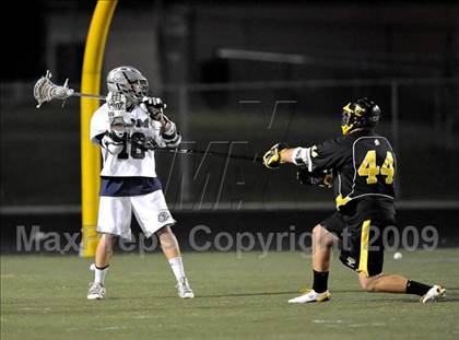 Thumbnail 1 in Corona del Mar vs. Foothill (Orange County CIF D1 Final) photogallery.