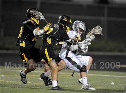 Thumbnail 2 in Corona del Mar vs. Foothill (Orange County CIF D1 Final) photogallery.