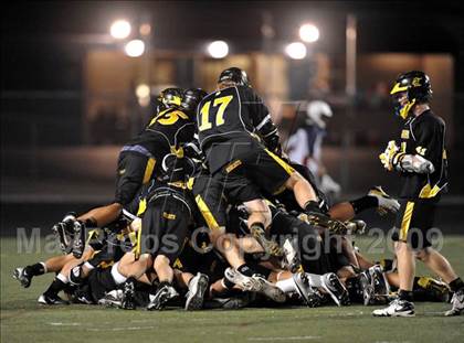 Thumbnail 2 in Corona del Mar vs. Foothill (Orange County CIF D1 Final) photogallery.