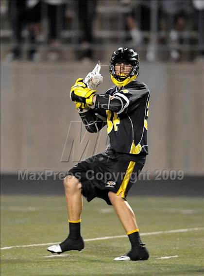 Thumbnail 2 in Corona del Mar vs. Foothill (Orange County CIF D1 Final) photogallery.