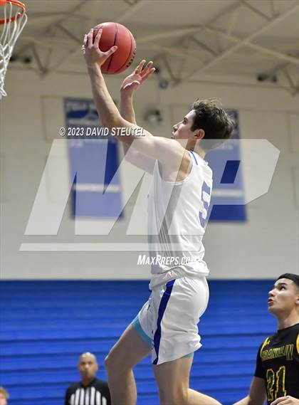 Thumbnail 1 in Franklin vs. Davis (Les Curry Invitational) photogallery.