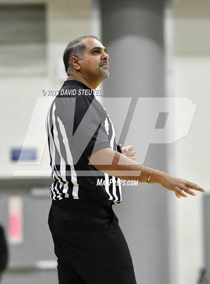 Thumbnail 3 in Franklin vs. Davis (Les Curry Invitational) photogallery.