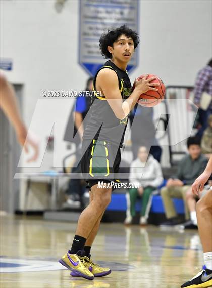 Thumbnail 1 in Franklin vs. Davis (Les Curry Invitational) photogallery.