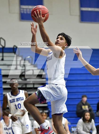 Thumbnail 2 in Franklin vs. Davis (Les Curry Invitational) photogallery.