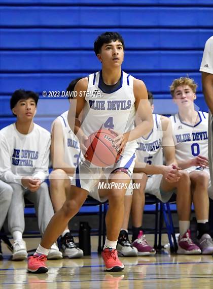 Thumbnail 3 in Franklin vs. Davis (Les Curry Invitational) photogallery.