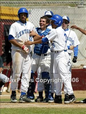 Thumbnail 1 in Culver City vs. Serra-San Diego (56th Annual Lions Invitational) photogallery.