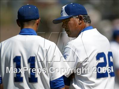 Thumbnail 2 in Culver City vs. Serra-San Diego (56th Annual Lions Invitational) photogallery.