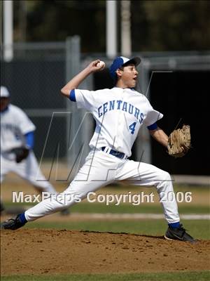 Thumbnail 3 in Culver City vs. Serra-San Diego (56th Annual Lions Invitational) photogallery.